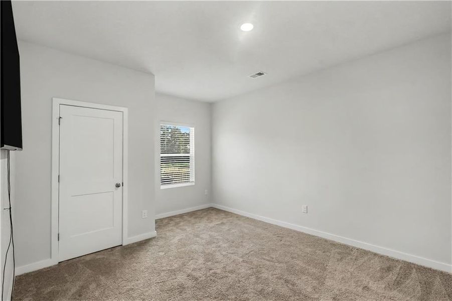 Spacious, unfurnished interior of a new home in , McDonough (Image 18).