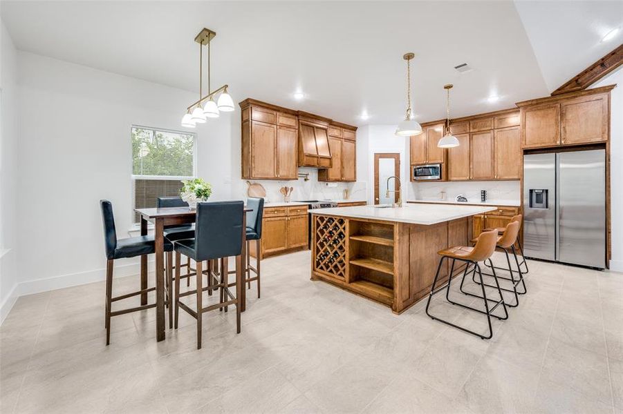 Furnished interior view inside a new home in , Fort Worth (Image 8).