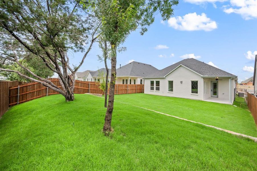 Front exterior of a new home in , Aledo, TX, highlighting curb appeal (Image 20). Front exterior of a new home in , Aledo, TX, highlighting curb appeal (Image 20).