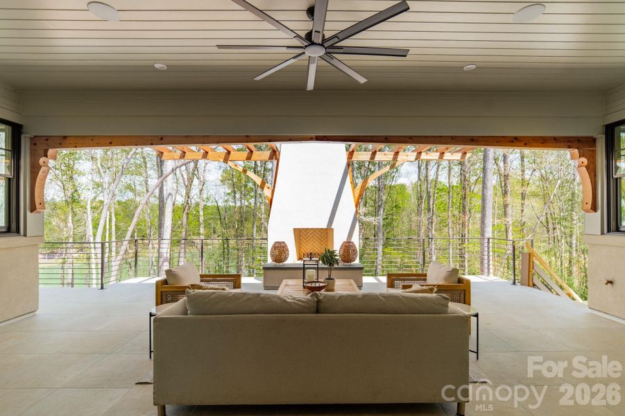 Image 41 of a home in .