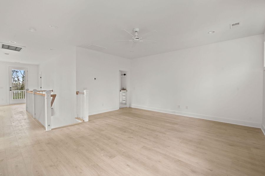 Spacious, unfurnished interior of a new home in , Moncks Corner (Image 14).
