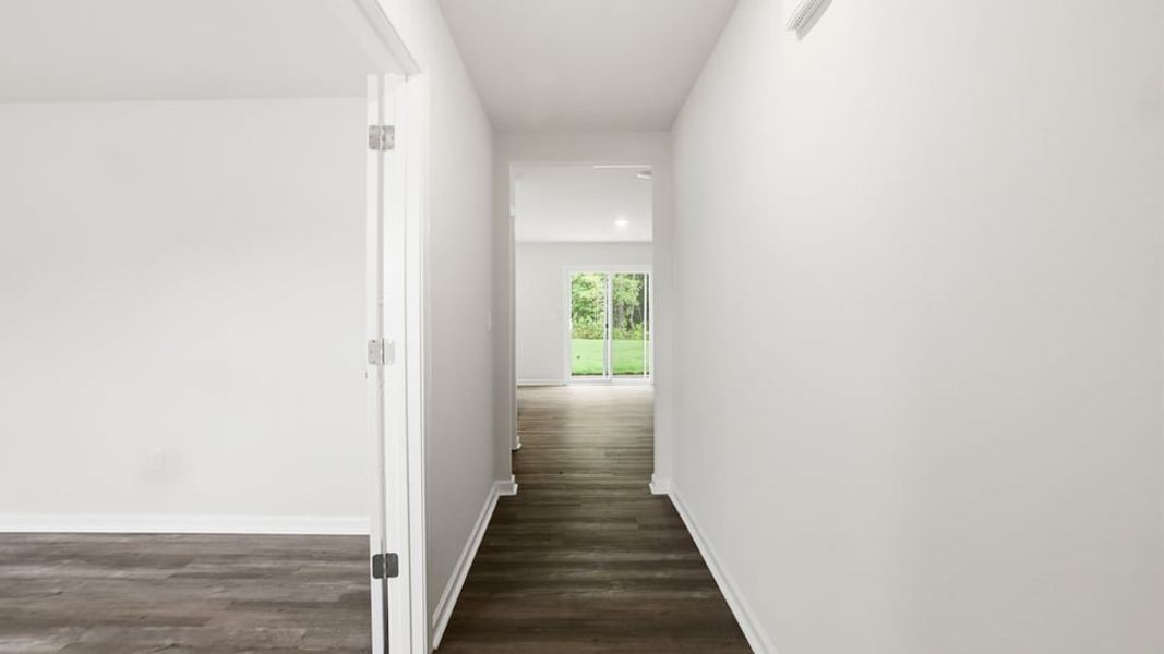 Spacious, unfurnished interior of a new home in Bentley Park, Greenwood (Image 17). Spacious, unfurnished interior of a new home in Bentley Park, Greenwood (Image 17).