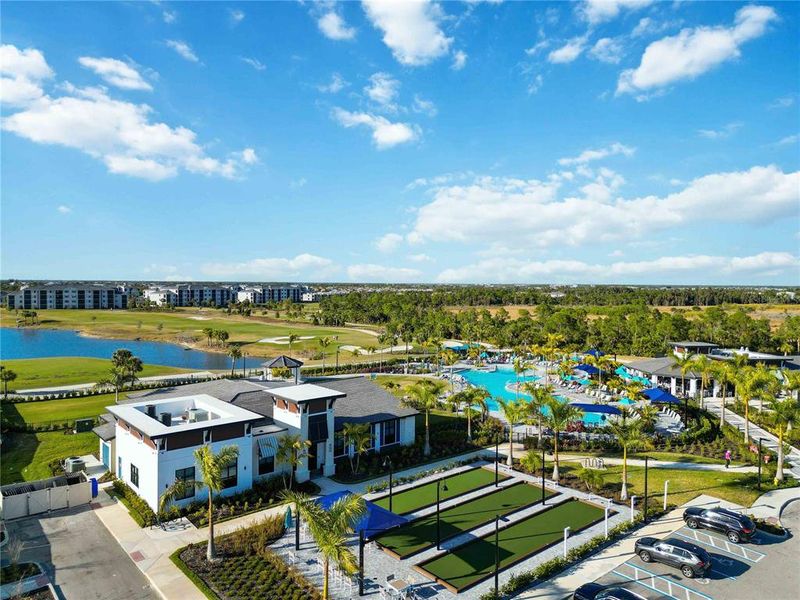 Community amenities in Wellen Park Golf & Country Club, Venice (Image 22).