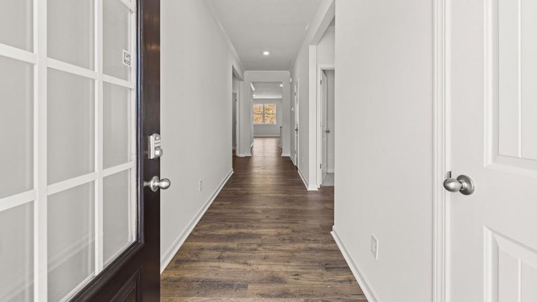 Spacious, unfurnished interior of a new home in Parkside at Carter Grove, Cartersville (Image 11).