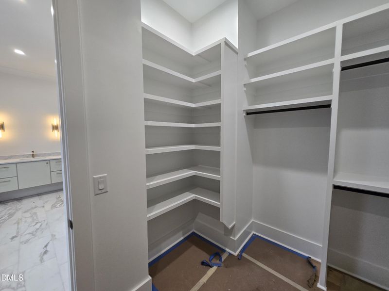 1000007428 1000007428