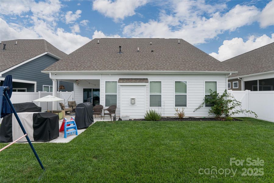 Image 34 of a home in Cantrell Hills.