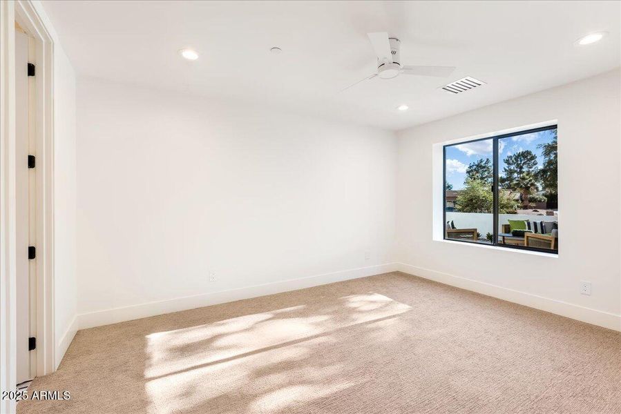 021-IMG_6717 021-IMG_6717