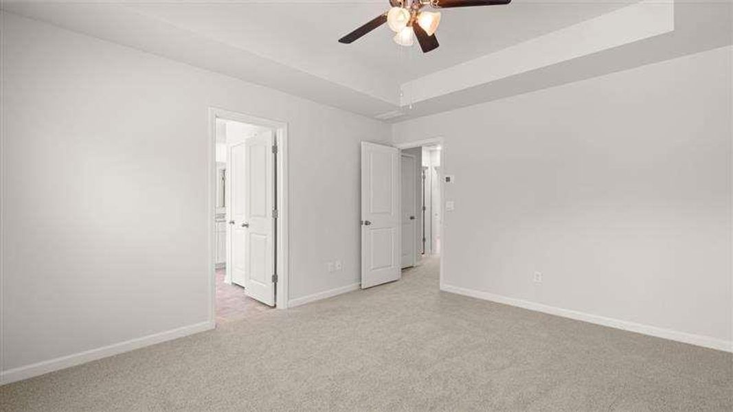 Spacious, unfurnished interior of a new home in Sherwood Manor, College Park (Image 29).