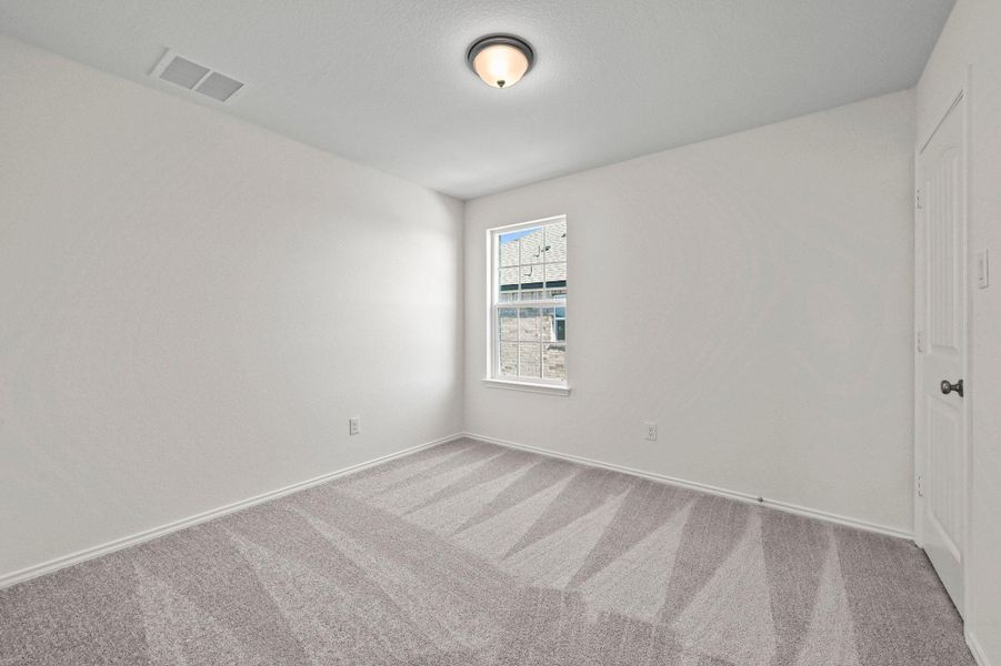 Spacious, unfurnished interior of a new home in Mustang Valley, Manor (Image 26). Spacious, unfurnished interior of a new home in Mustang Valley, Manor (Image 26).