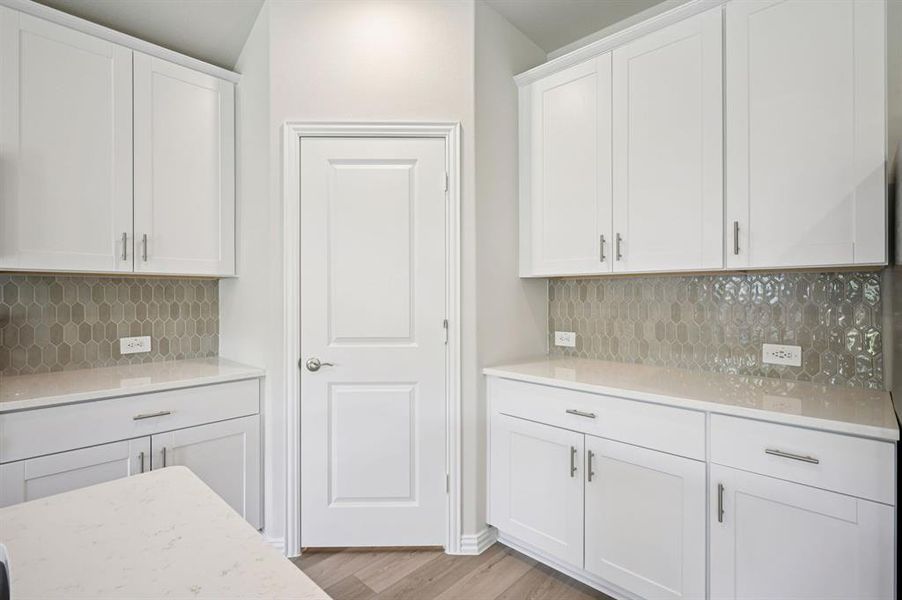 Photo is not of the actual home, but is an inspirational photo of builder’s model home and may depict options, furnishings, and/or decorator features that are not included. Photo is not of the actual home, but is an inspirational photo of builder’s model home and may depict options, furnishings, and/or decorator features that are not included.