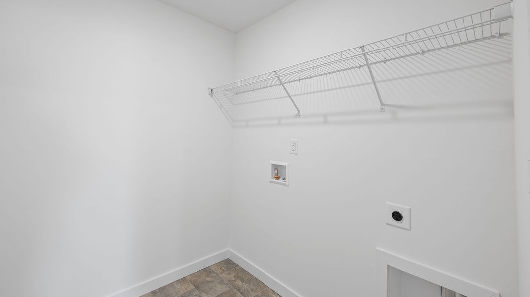 Spacious, unfurnished interior of a new home in Hillcrest Landing, McDonald (Image 26).