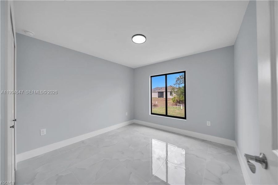Spacious, unfurnished interior of a new home in , Lehigh Acres (Image 34).