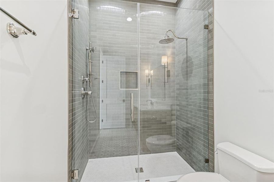 Furnished interior view inside a new home in , Tampa (Image 65).