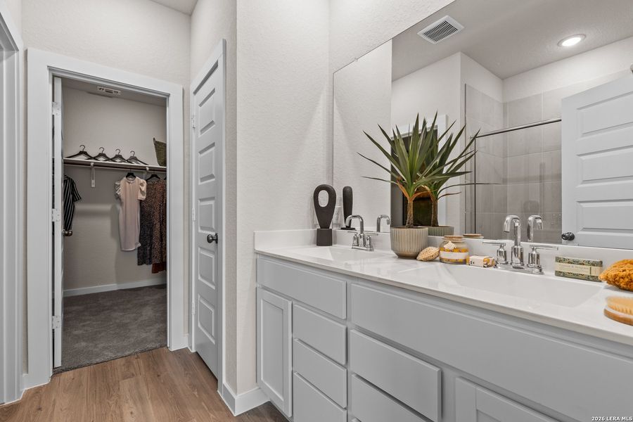 Furnished interior view inside a new home in Park Place, New Braunfels (Image 26).
