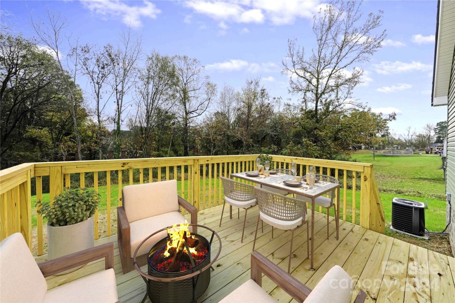 Wonderful wood Deck on back of the home. Great outdoor living.