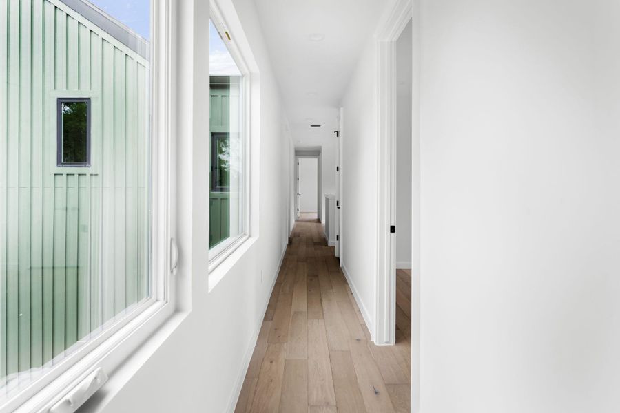 Spacious, unfurnished interior of a new home in , Austin (Image 22).