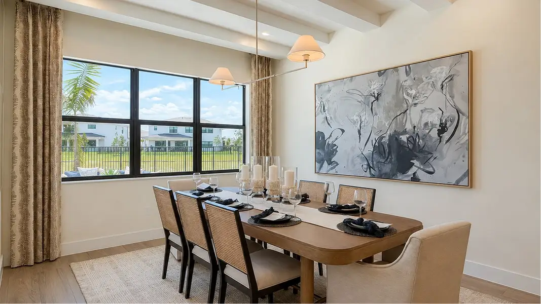 4350 Sussex Dining 1of2 F1 Base1 4350 Sussex Dining 1of2 F1 Base1