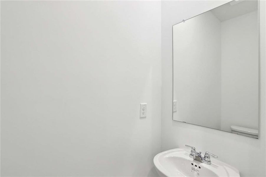 Close-up of interior finishes inside a home in Leydenview, Mableton (Image 8).