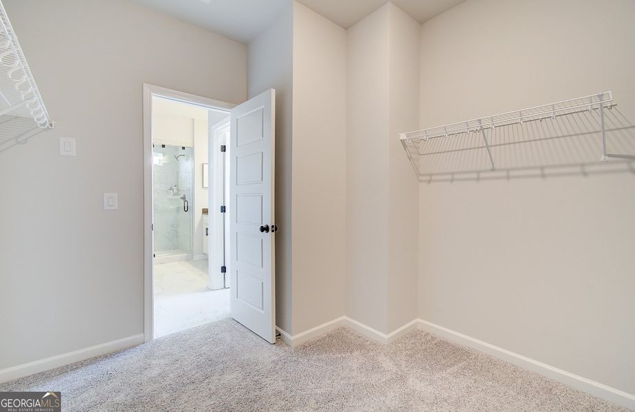 Spacious, unfurnished interior of a new home in Millstone at Mundy Mill, Gainesville (Image 19).