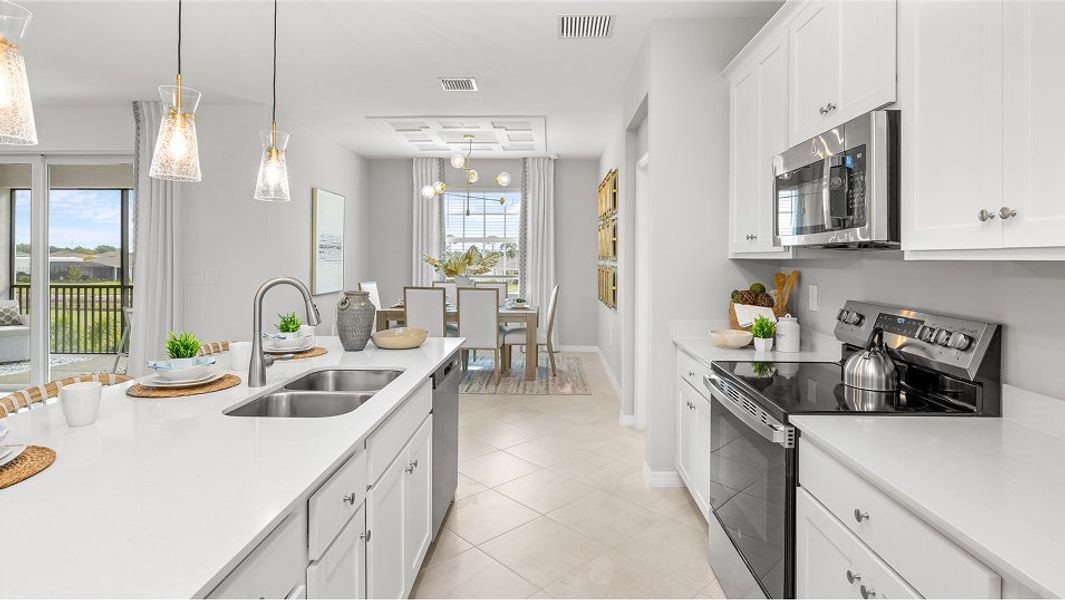 6104 Mangrove Kitchen 3of5