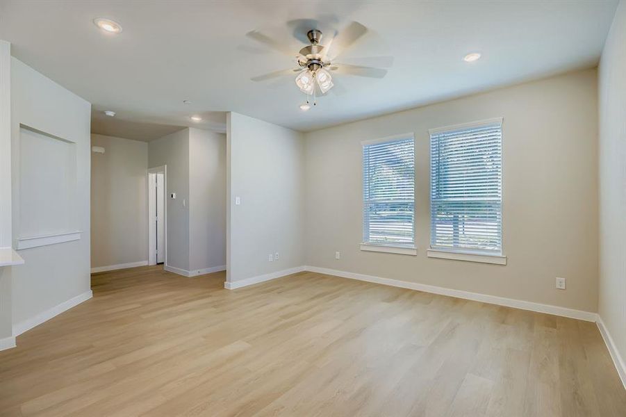 Spacious, unfurnished interior of a new home in , McKinney (Image 13).