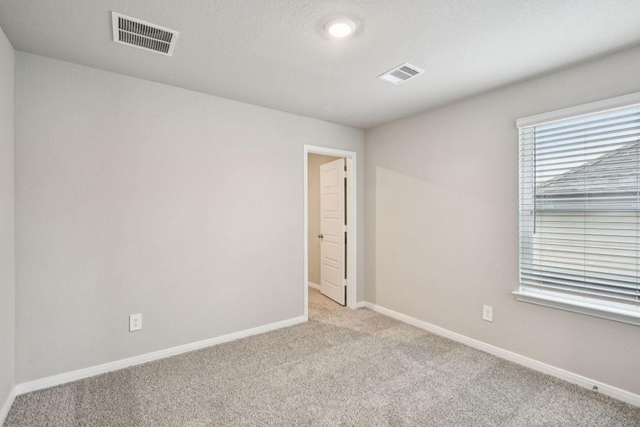 Spacious, unfurnished interior of a new home in , Montgomery (Image 35).