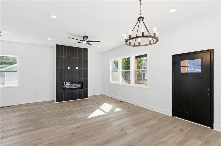 Spacious, unfurnished interior of a new home in , Atlanta (Image 41).
