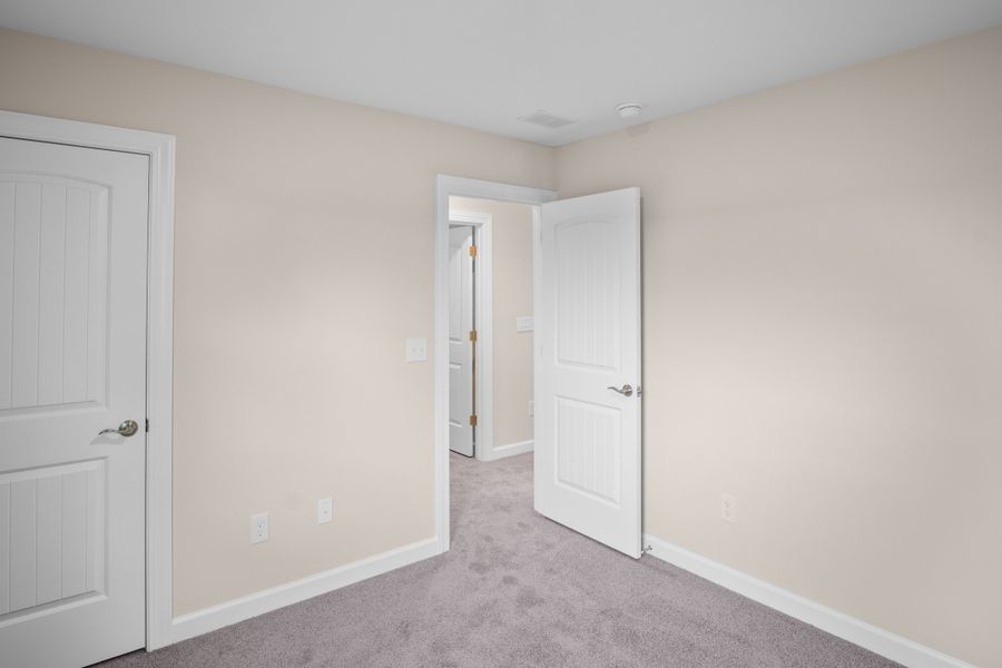 Spacious, unfurnished interior of a new home in Traditions at Carolina Forest, Myrtle Beach (Image 20).