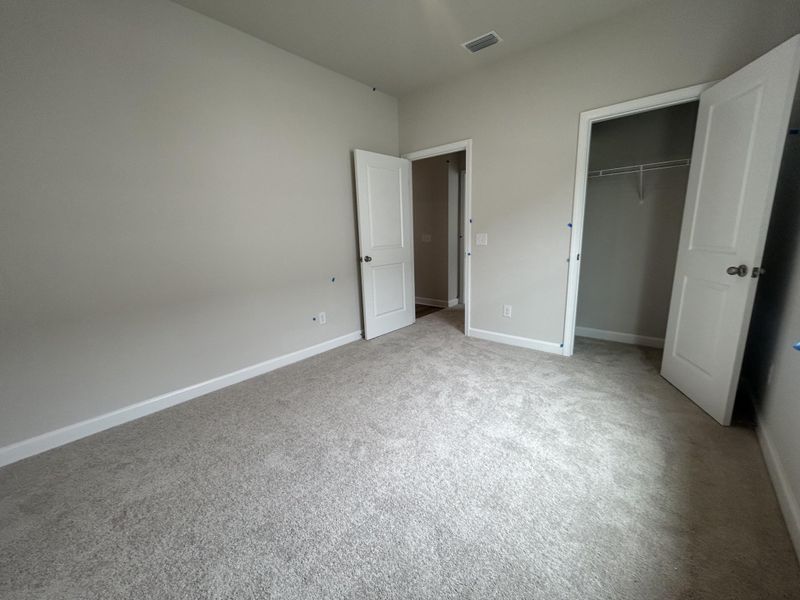 Spacious, unfurnished interior of a new home in Tea Farm, Ravenel (Image 10). Spacious, unfurnished interior of a new home in Tea Farm, Ravenel (Image 10).