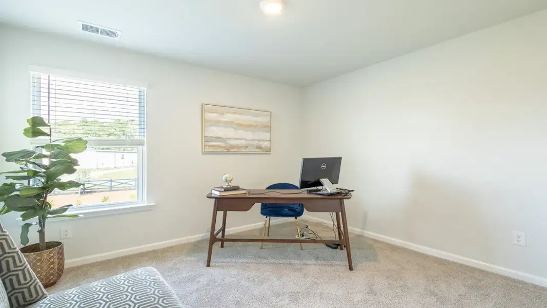 Furnished interior view inside a new home in Hillcrest, Ravenel (Image 20).