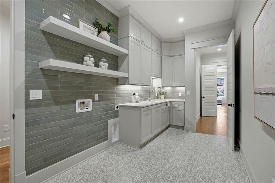 Furnished interior view inside a new home in , Marietta (Image 46).