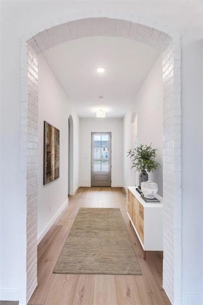 Spacious, unfurnished interior of a new home in Reserves At Trinity, Weatherford (Image 10).