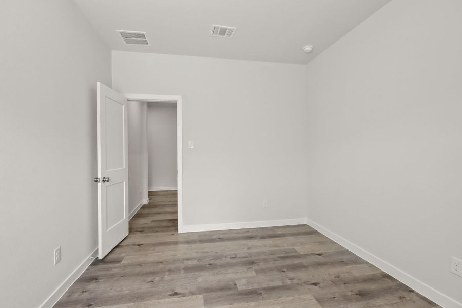 Spacious, unfurnished interior of a new home in Caney Mills, Conroe (Image 19). Spacious, unfurnished interior of a new home in Caney Mills, Conroe (Image 19).
