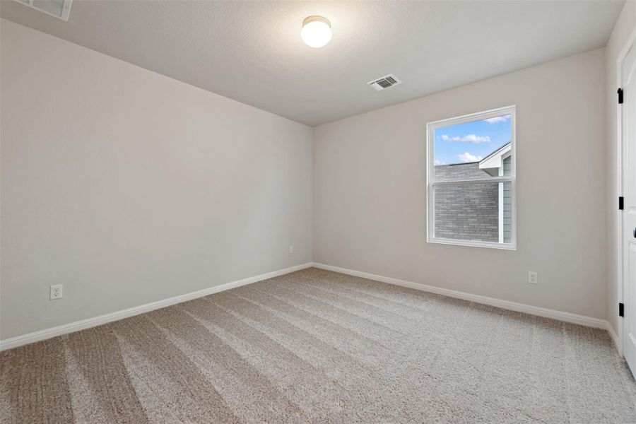 Spacious, unfurnished interior of a new home in Rolling Glen, Hutto (Image 23). Spacious, unfurnished interior of a new home in Rolling Glen, Hutto (Image 23).