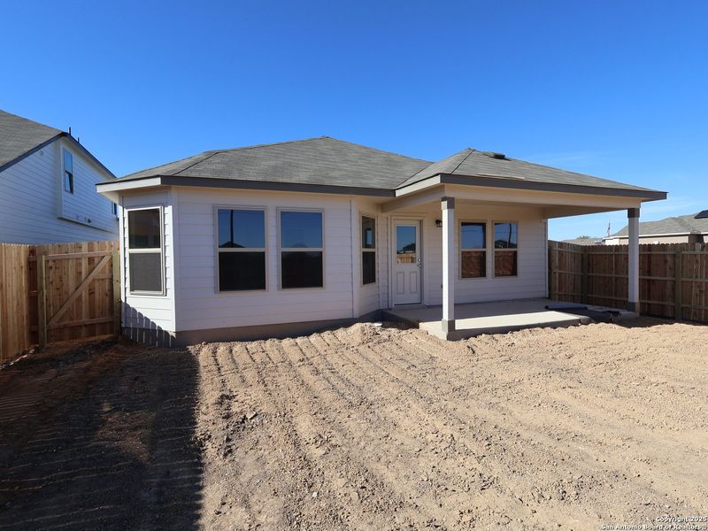 Exterior details and patio area of a home in Agave, San Antonio (Image 3).