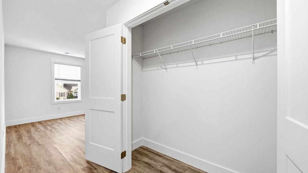 Spacious, unfurnished interior of a new home in The Arbor Townhomes, Kingsport (Image 14).