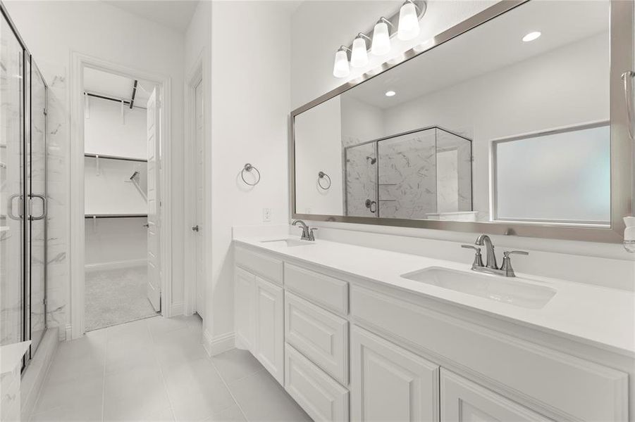 16. 3622 Finnian - Bath 16. 3622 Finnian - Bath