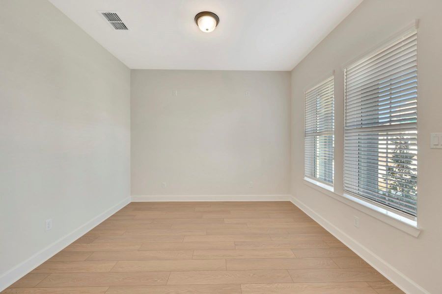 Spacious, unfurnished interior of a new home in Indigo 50’ Homesites, Richmond (Image 23). Spacious, unfurnished interior of a new home in Indigo 50’ Homesites, Richmond (Image 23).