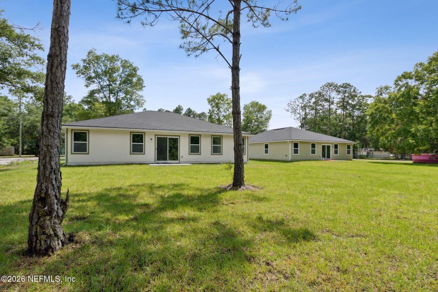Exterior details and patio area of a home in , Jacksonville (Image 4). Exterior details and patio area of a home in , Jacksonville (Image 4).