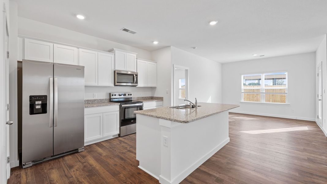Furnished interior view inside a new home in Fairview Hills, Cleveland (Image 4).