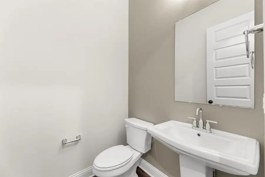 14. 3916 Keya - Powder