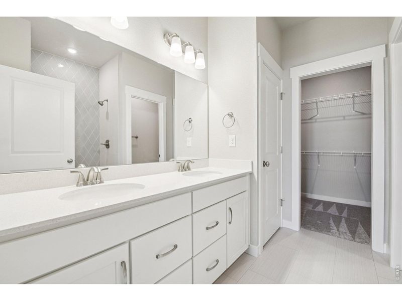Furnished interior view inside a new home in , Longmont (Image 7).