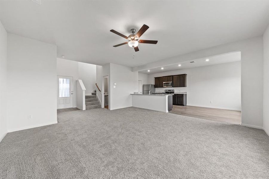 Spacious, unfurnished interior of a new home in , Fort Worth (Image 6).