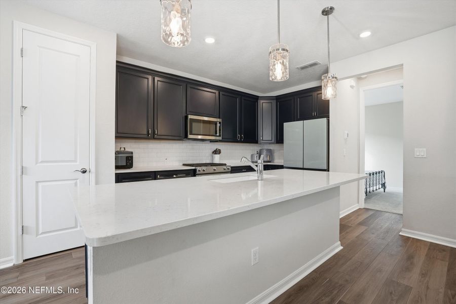 Furnished interior view inside a new home in , Middleburg (Image 29).