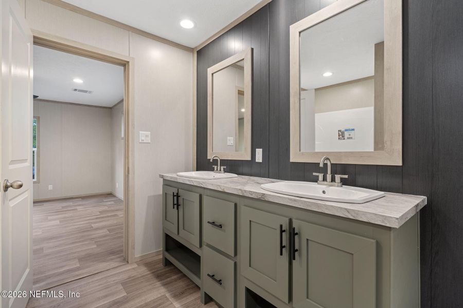 Furnished interior view inside a new home in , Keystone Heights (Image 12).