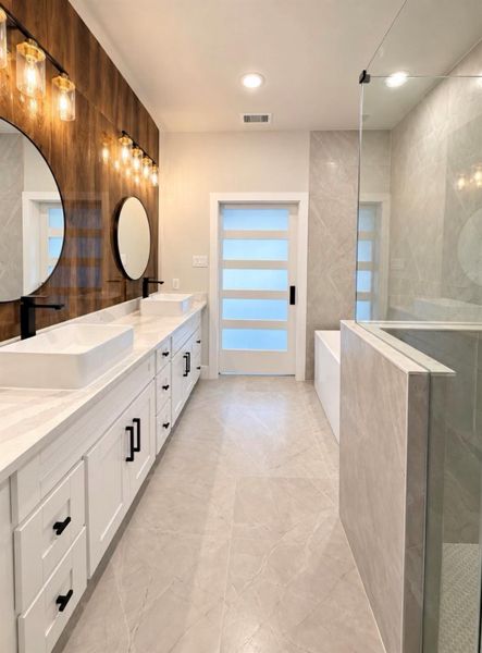 Furnished interior view inside a new home in , Houston (Image 16). Furnished interior view inside a new home in , Houston (Image 16).