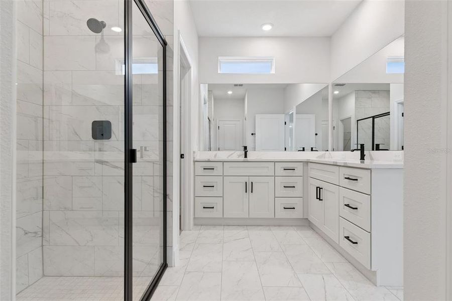 Furnished interior view inside a new home in , Ocala (Image 10).