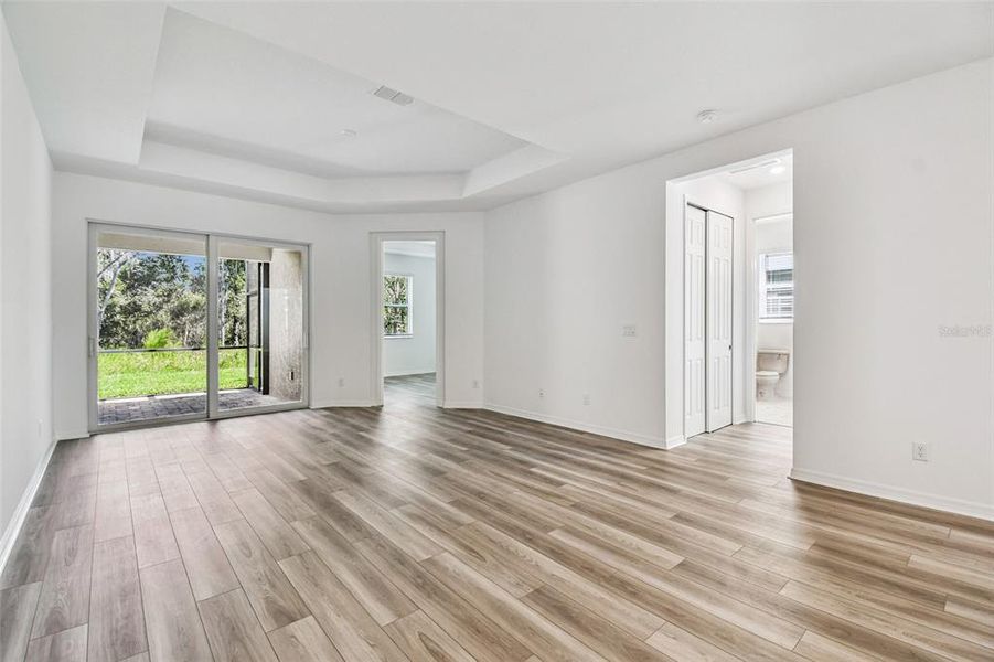 Spacious, unfurnished interior of a new home in Sweetwater at Lakewood Ranch, Lakewood Ranch (Image 17).