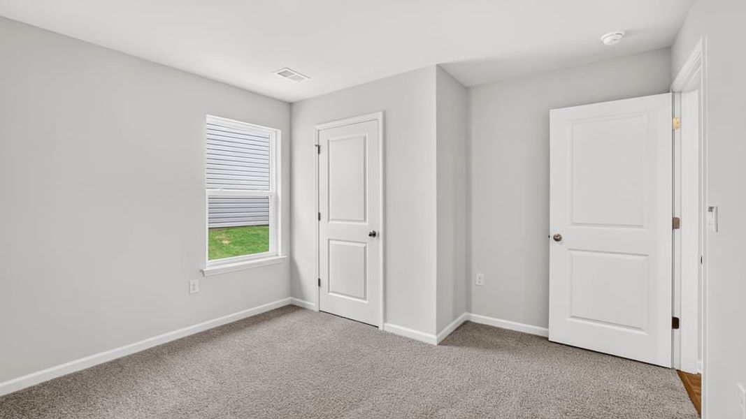 Spacious, unfurnished interior of a new home in Tyger Pines, Moore (Image 24).