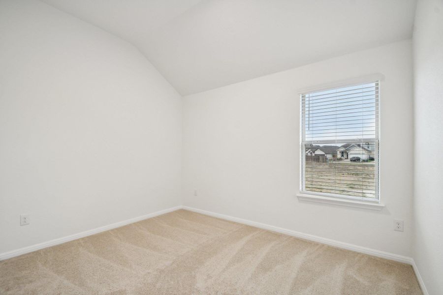 Spacious, unfurnished interior of a new home in Crosswinds, Kyle (Image 12).
